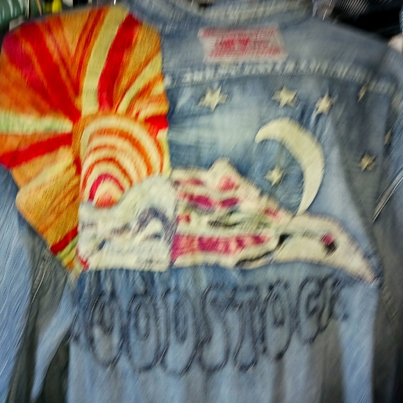 Magnolia Pearl "Woodstock" Embroidered Denim Shirt (Rare) - Picture 2 of 2